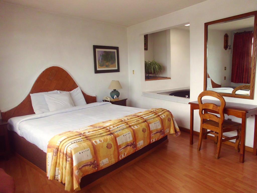 Hotel La Posada Apizaco Zimmer foto